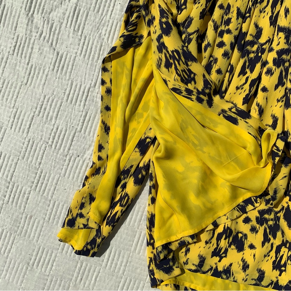 Yigal Azrouël Yellow and Navy Blue Halter Dress Size 8 - Picture 8 of 9